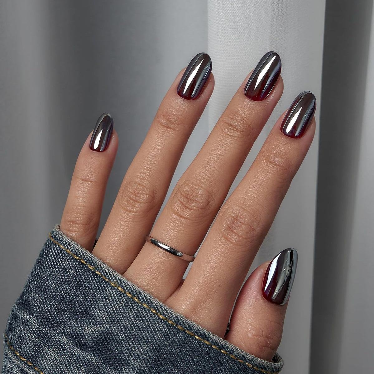 Almond Short Gold Foil Press-On Nails